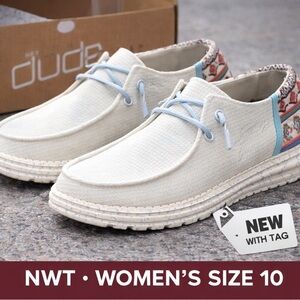 NWT Hey Dude Wendy, White Aztec women’s - Size 10